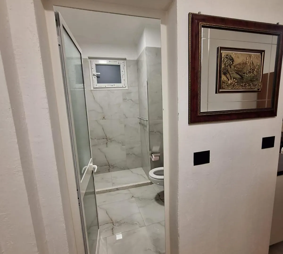 Albania Apartment Cozy & Affordable Stay Near Tirana Center 0*,